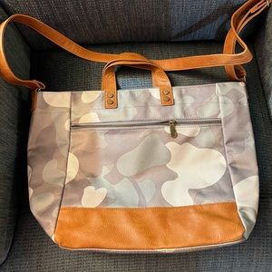NWOT Thirty-One Step Up Tote Soft Cameo.